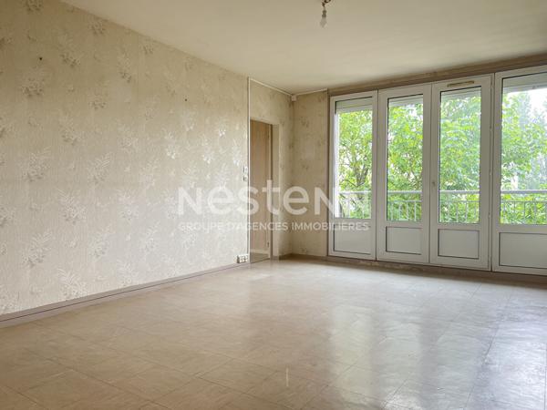 BAR-LE-DUC Quartier école normale,  appartement de 81 m²  5 pièces 4 chambres 2 caves