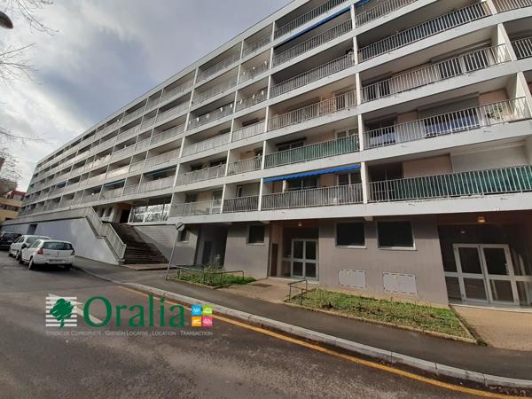 Parking · Location Dijon (21000)