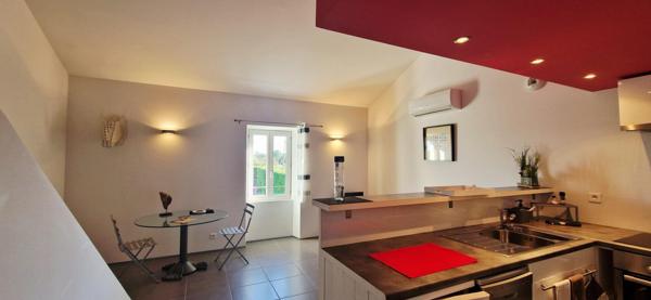 mas en pierres de 259 m² sur 3533 m² de terrain 26790 suze la rousse Suze-la-Rousse (26790)