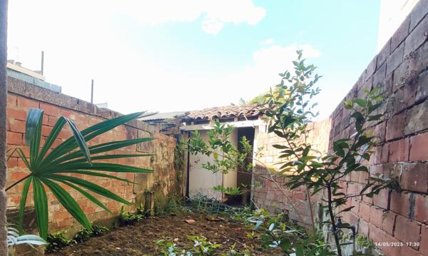 Saintes (17100) SAINTES – Quartier de la Gare