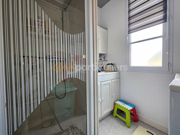 Vente
                Maison75 m² - 4 Pièces -
                    L AIGUILLON LA PRESQU ILE (85460)