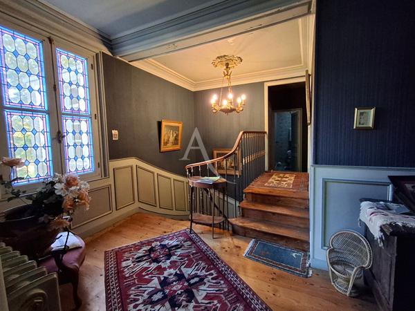 Maison de maître 12 pièces - 350m²