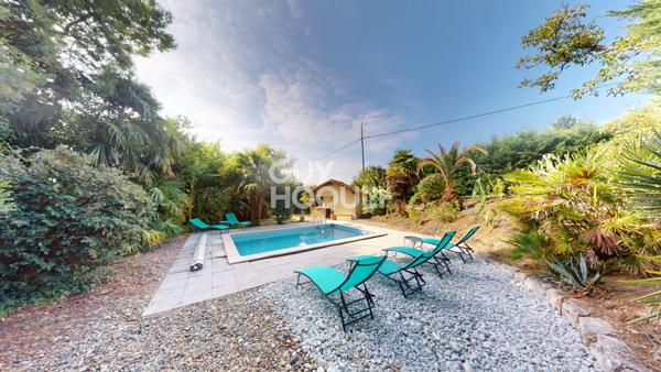 Maison landaise 233 m² avec piscine et dépendance