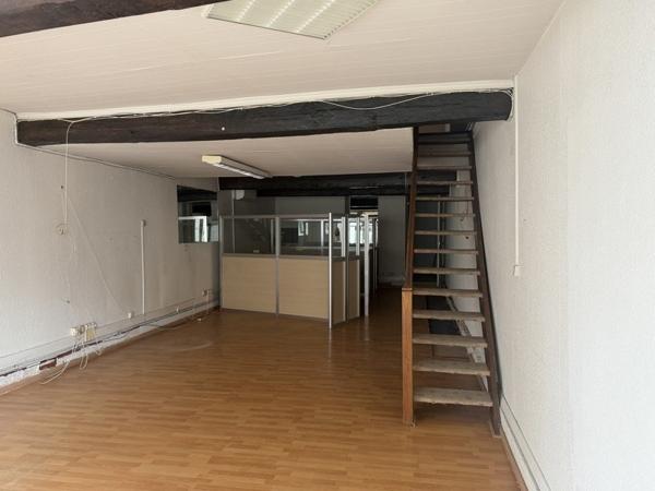 Immeuble à vendre 108 600 € Blaye 158 m² DPE
