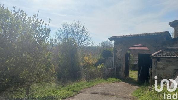 Ferme 4 pièces de 110 m² à Saint-Genest-Malifaux (42660)