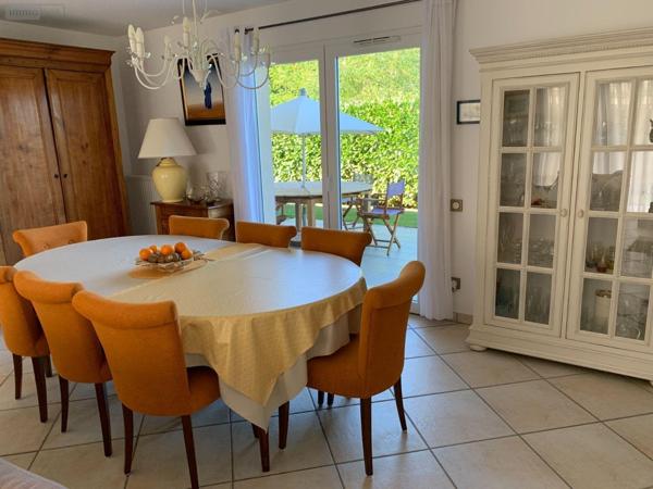 Villa à vendre à Izon en Gironde (33450), ref : 33082/364