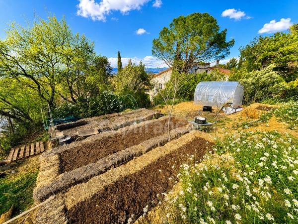 « Rare à Gignac – Maison de charme sur 1173 m² divisibles, vue panoramique »