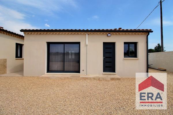 Ensemble immobilier - 3 maisons + terrain 1400m²