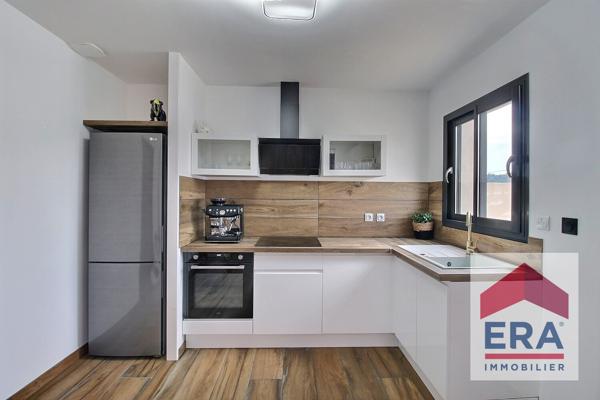 Ensemble immobilier - 3 maisons + terrain 1400m²