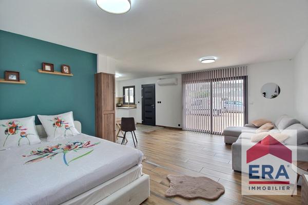 Ensemble immobilier - 3 maisons + terrain 1400m²