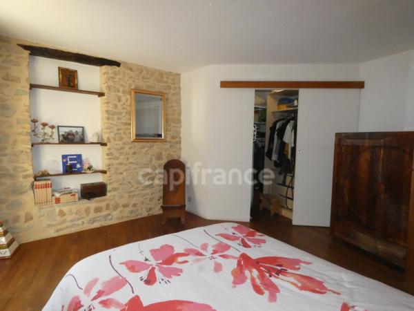 Laudun-maison de village 90m² avec cour et terrasse