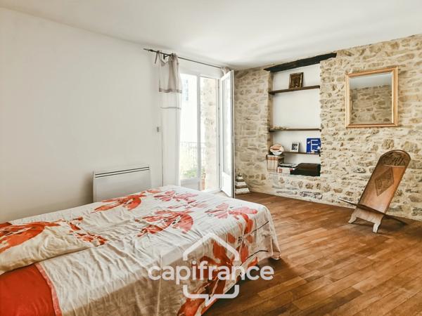 Laudun-maison de village 90m² avec cour et terrasse