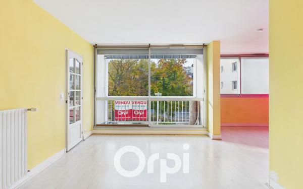 Appartement à vendre    4 pièces • 67 m2 Chaville