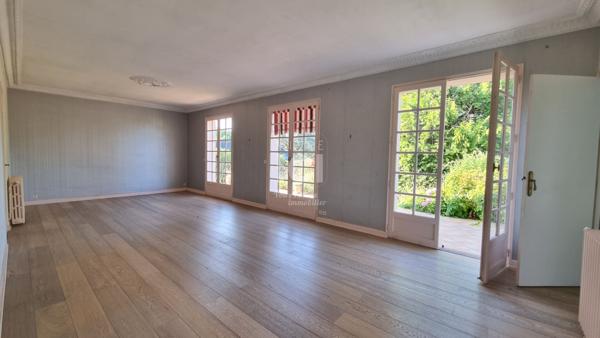 Maison Sautron 105 M2 - Sous Sol Complet - Gros Potentiel