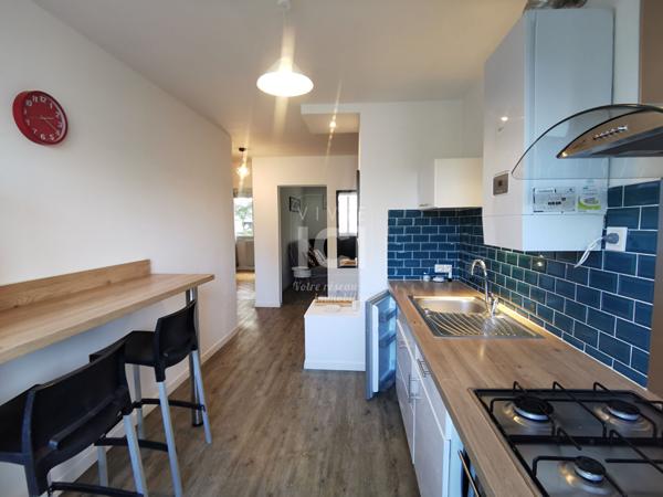 Appartement Nantes 3 pièce(s) 61.79 m2 meublé avec balcon et stationnement