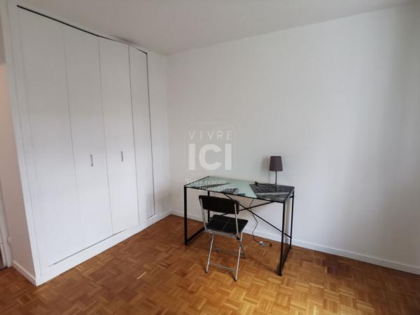 Appartement Nantes 3 pièce(s) 61.79 m2 meublé avec balcon et stationnement