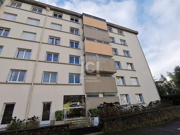 Appartement Nantes 3 pièce(s) 61.79 m2 meublé avec balcon et stationnement
