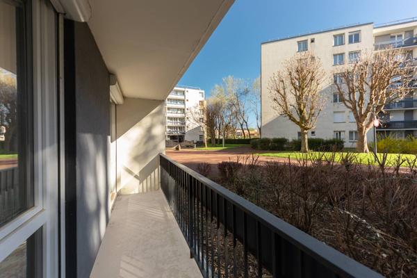 Appartement Roissy En Brie 2 pièce(s) 56 m2