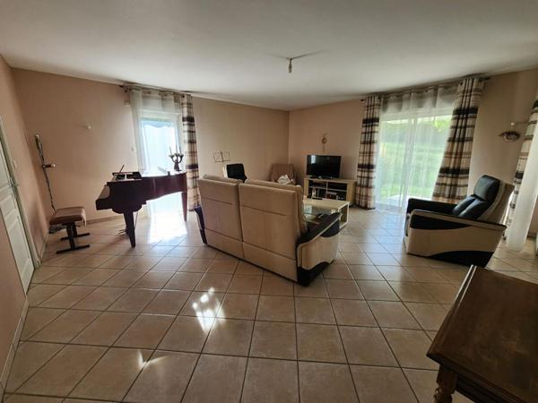 Maison Loches 9 pièce(s) 190 m2