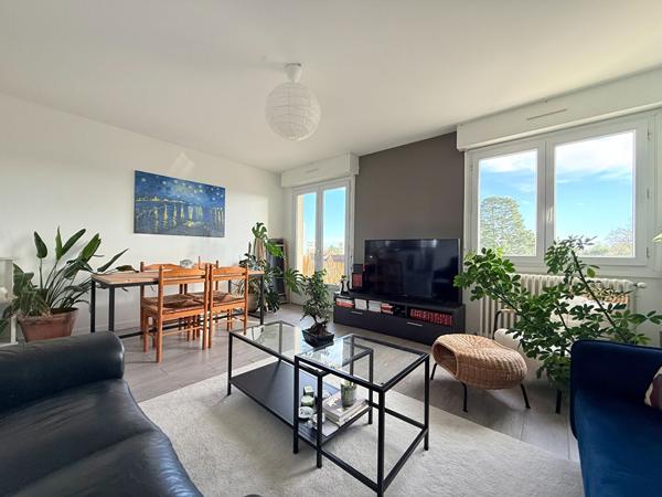Superbe appartement 4 pièces à vendre à Angers - Dernier étage avec vue dégagée !
