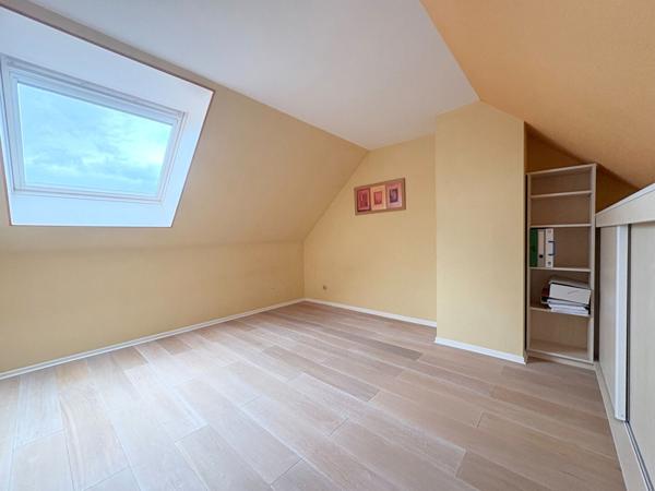 Maison Plaisir 6 pièce(s) 108 m2