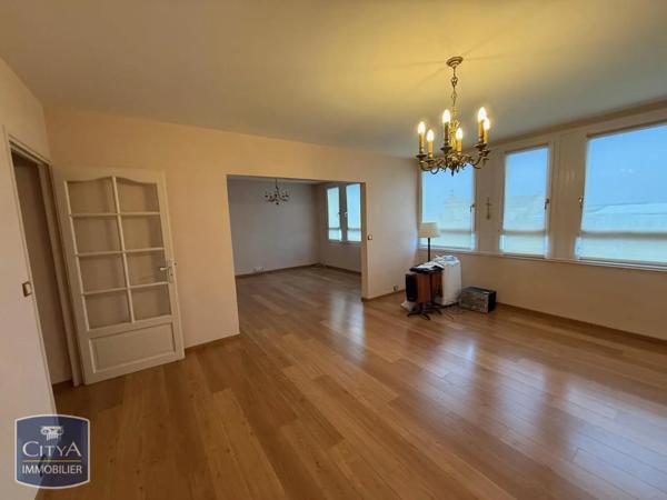 Appartement à louer 3 pièces 87.8m²