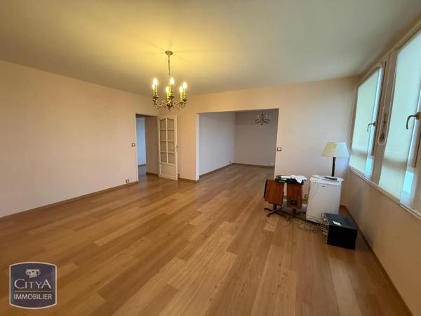Appartement à louer 3 pièces 87.8m²