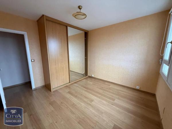 Appartement à louer 3 pièces 87.8m²