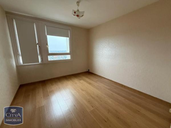 Appartement à louer 3 pièces 87.8m²