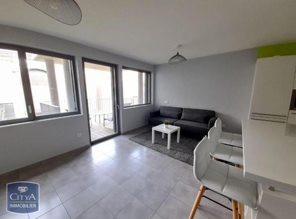 Appartement à louer 2 pièces 49.9m²