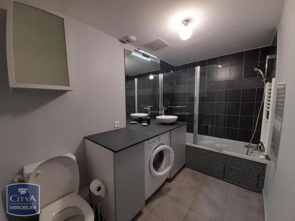 Appartement à louer 2 pièces 49.9m²