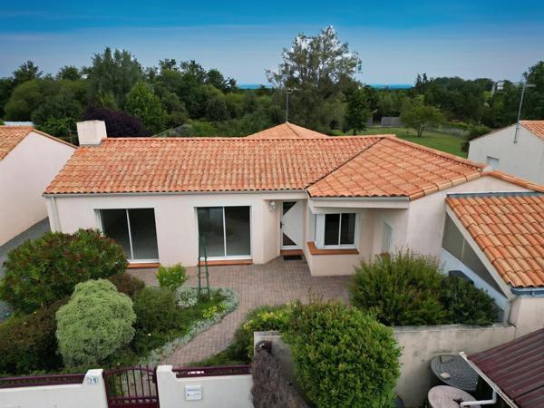 Maison de plain-pied 5 pièces à vendre à Challans - Proche centre et écoles