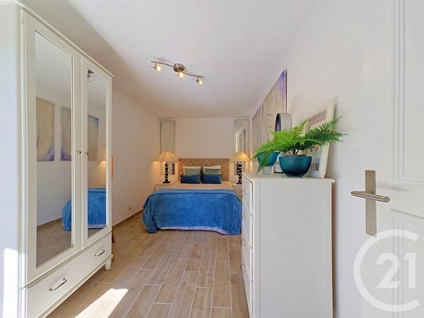 Appartement F2 Bis à vendre  3 pièces - 40,09 m 2   LE GOLFE JUAN  - 06