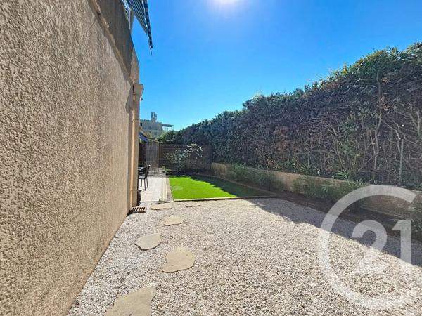 Appartement F2 Bis à vendre  3 pièces - 40,09 m 2   LE GOLFE JUAN  - 06