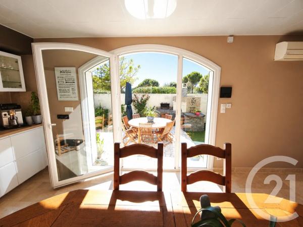 Maison à vendre  3 pièces - 84 m 2   MARIGNANE  - 13