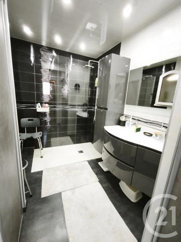Maison à vendre  3 pièces - 84 m 2   MARIGNANE  - 13