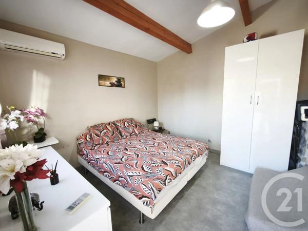 Maison à vendre  3 pièces - 84 m 2   MARIGNANE  - 13