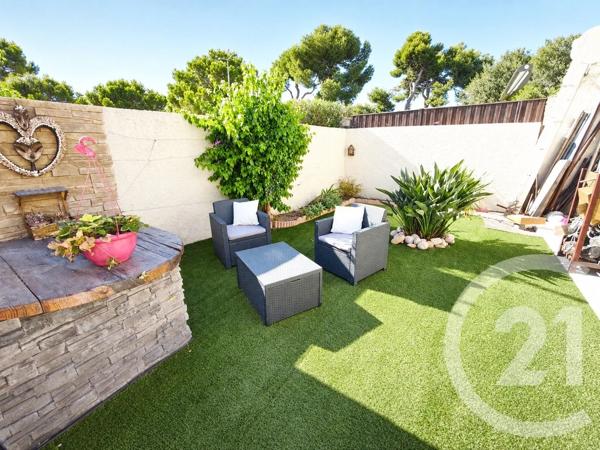 Maison à vendre  3 pièces - 84 m 2   MARIGNANE  - 13