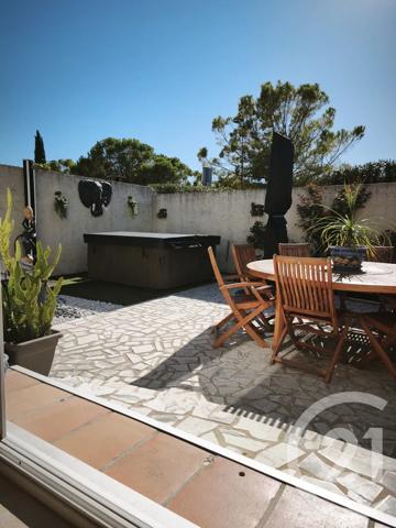 Maison à vendre  3 pièces - 84 m 2   MARIGNANE  - 13