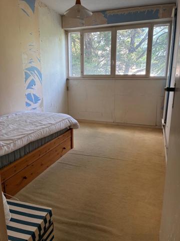 Appartement T4 de 84m2 avec grand balcon terrasse