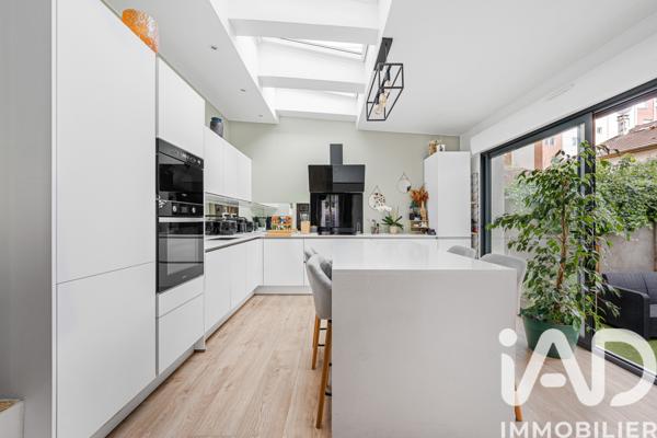 Maison à vendre 5 pièces 118 m² Bois-Colombes
