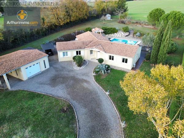 Vente                                                      Maison
                        
                     7 pièces                      158 m2                     à Virazeil