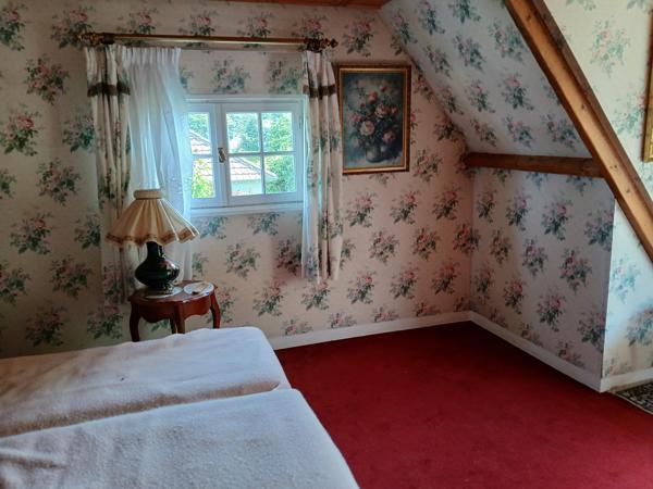 La chapelle longueville, dans un environnement calme,  maison avec garage