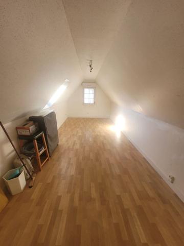 Maison spacieuse à vendre à Saint-Avertin - 5 chambres, jardin et garage