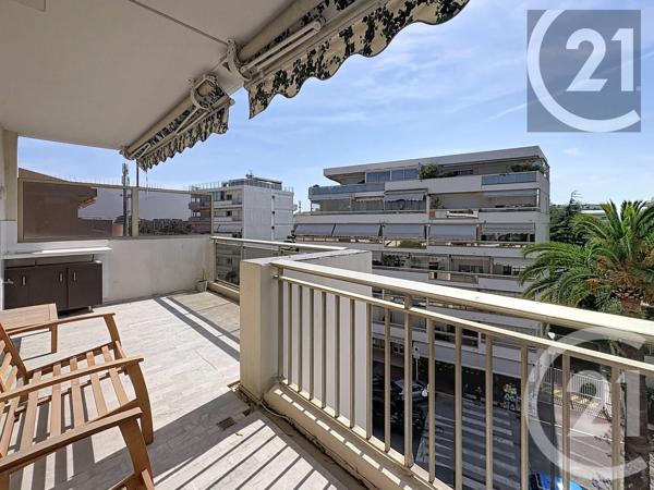 Appartement F3 à vendre  3 pièces - 75,60 m 2   CANNES  - 06