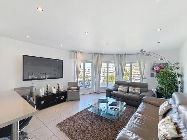 Appartement F3 à vendre  3 pièces - 75,60 m 2   CANNES  - 06