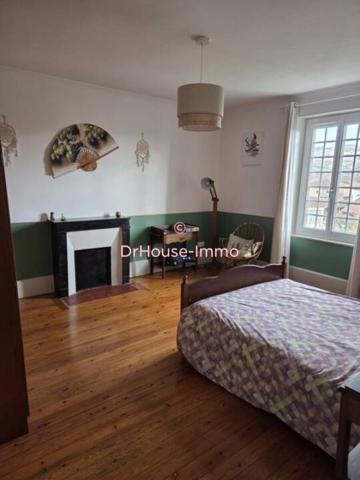 Maison à vendre 8 pièces de 258 m²