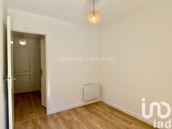 Appartement 3 pièces de 48 m² à Six-Fours-les-Plages (83140)