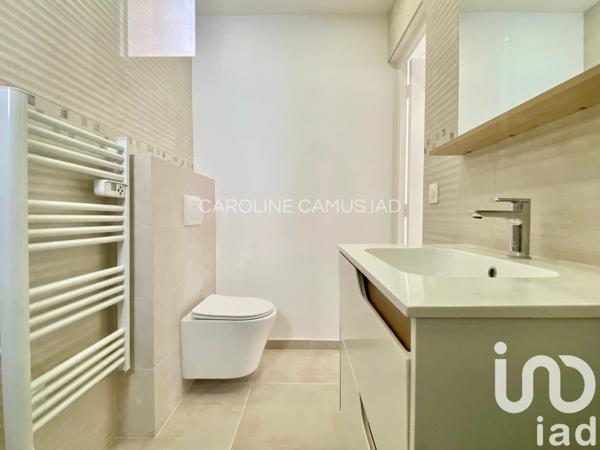 Appartement 3 pièces de 48 m² à Six-Fours-les-Plages (83140)
