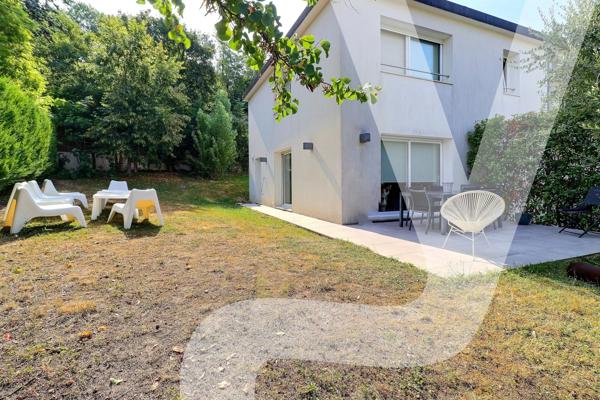 Chennevières-sur-Marne à la limite de La Varenne - Maison familiale de 6 pièces - 94430 Chennevières-sur-Marne - Réf 192